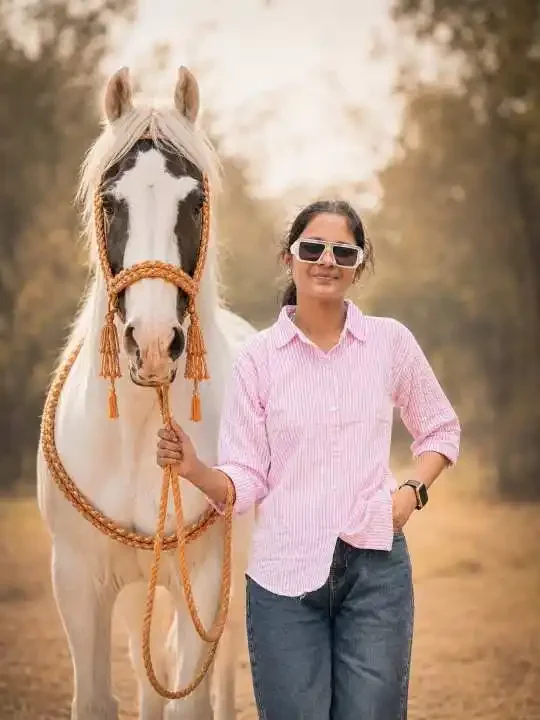 Horse Outdoor Face visual with outdoor face horse rope man black hairstyle